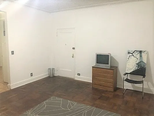 Rented by REAL New York | media 7