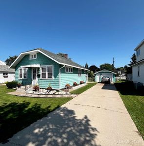 215 S Lincoln Rd, Escanaba, MI, 49829