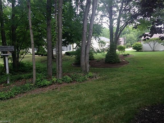 3rd image of 619 Marbrook Ln