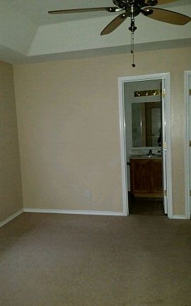 4th image of 1622 Yary Dr