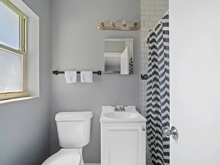 5769 Cedar Oaks Dr — Photo 16