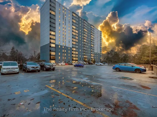 45 Pond Mills Rd #1515, London, ON N5Z 4W5