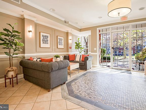 4th image of 501 King Farm Blvd APT 204