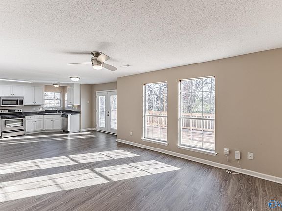 4th image of 2543 Bonnie Oaks Dr SW