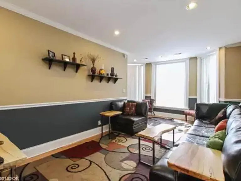 839 E Drexel Sq #2 — Photo 4