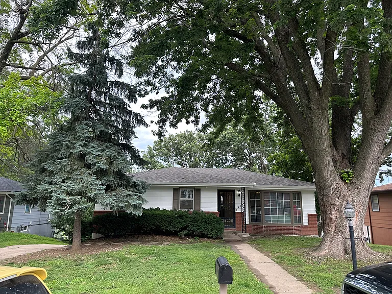 409 Payne Ter — Photo 1