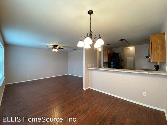 3rd image of 5625 Brookview Ct APT D