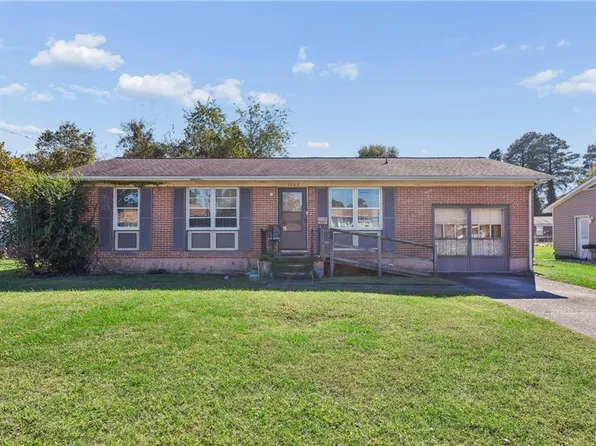1207 Coltrane Dr, Portsmouth, VA 23701