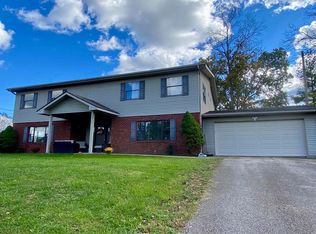 111 Deer Run Dr, Huntington, WV 25704