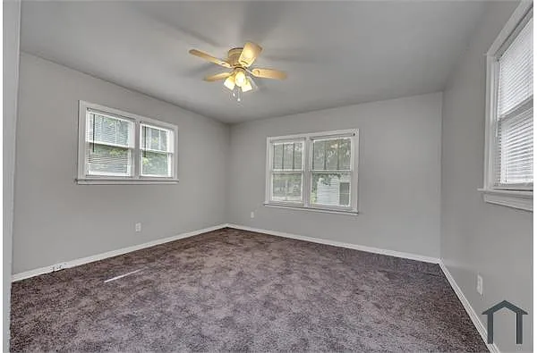 Building Photo - 7920 Rugby Ave
