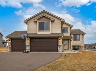 31484 Marvin Ave, Lindstrom, MN 55045