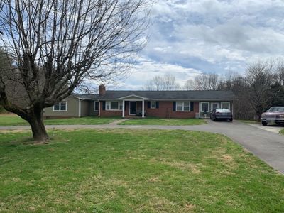 5873 Franklin St, Ferrum, VA, 24088