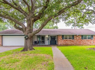 1903 Long Dr, Richmond, TX 77469