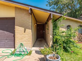 15410 Empanada Dr, Houston, TX 77083