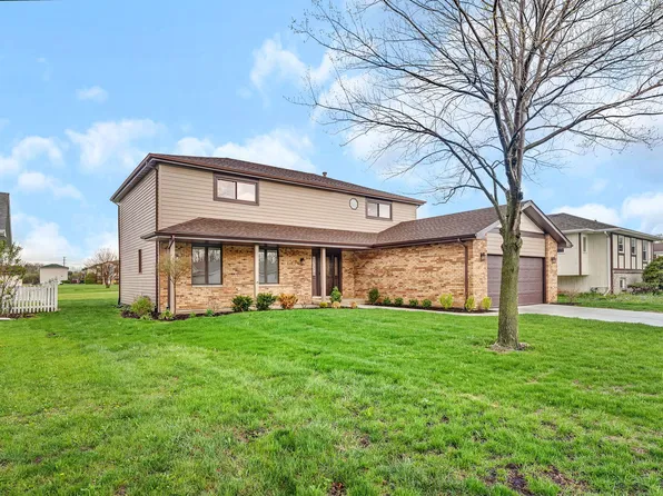 2380 Chestnut Ln, Morris, IL 60450