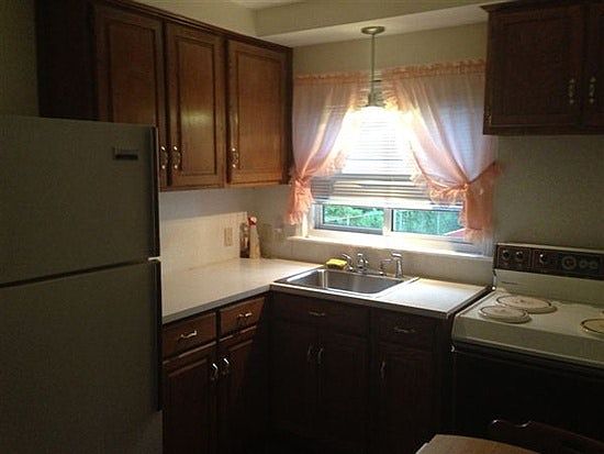 5th image of 26209 Annapolis St