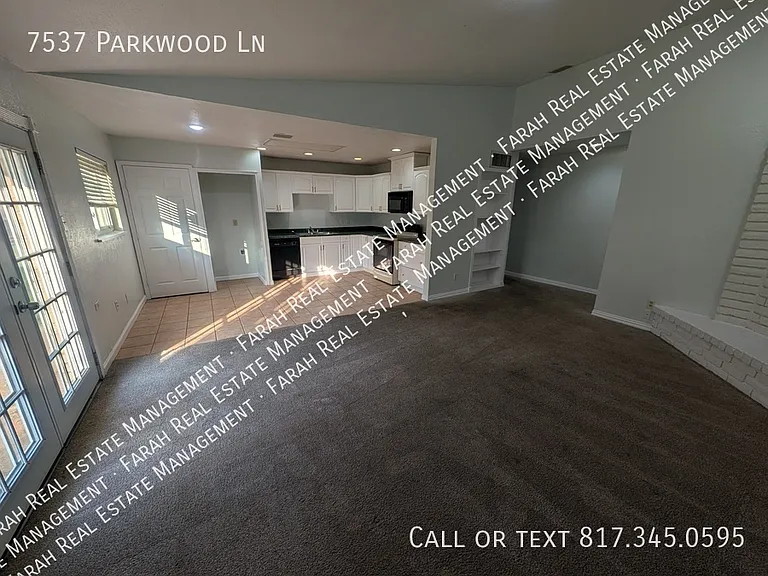 7537 Parkwood Ln — Photo 7