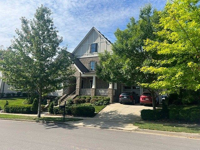 1st image of 457 Wild Elm St