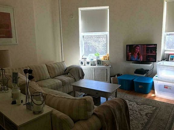 4th image of 313 W 91st St APT 3A