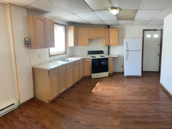 3 E Main St APT 1L, Webster, MA 01570