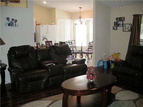 5th image of 1537 Glentry Ln