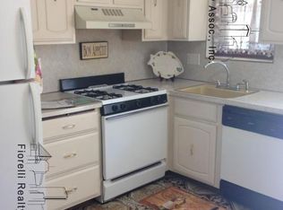 14 Venditto Rd, Revere, MA 02151