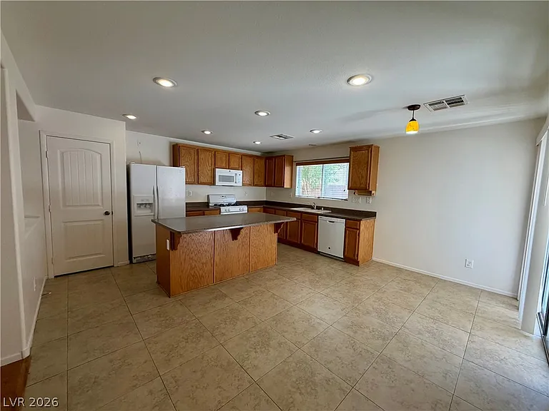 11550 Elcadore St — Photo 5