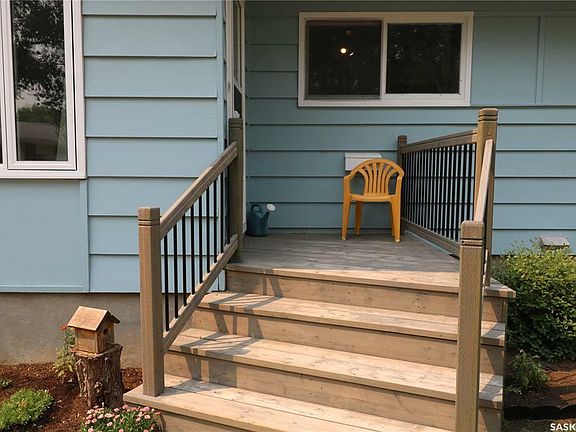4th image of 319 Anglia Cres