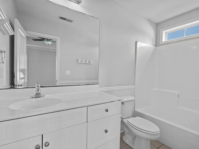 7203 Chipley Dr — Photo 15