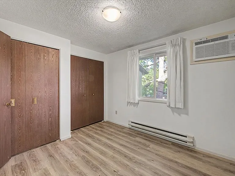 1079-1089 S Leadville Ave — Photo 14