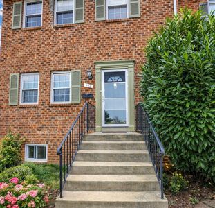 (Undisclosed Address), Leesburg, VA, 20176