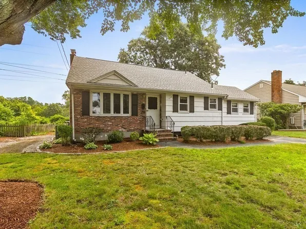 26 Short St, Brockton, MA 02302