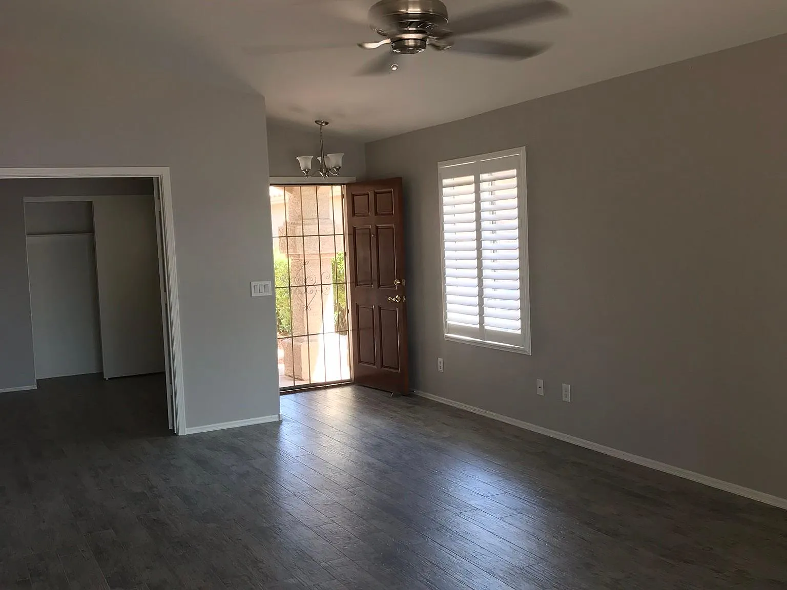 2 bed, 1354 sqft, $2,300 — Photo 4
