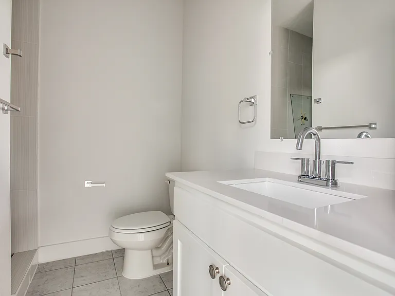 3218 Forest Park Blvd — Photo 9