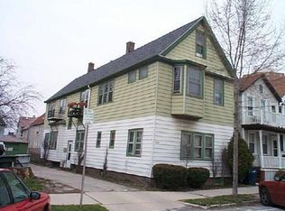 1839 N Warren Ave, Milwaukee, WI 53202