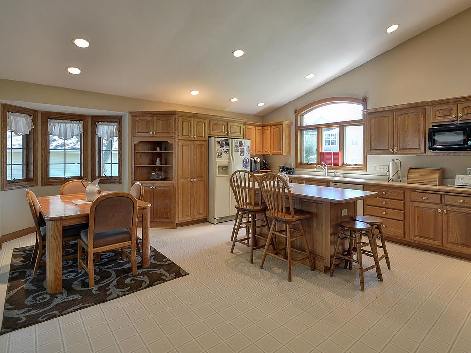 1st image of 1811 Seminole Dr