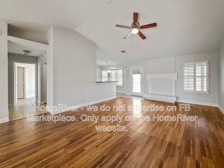 2 W Michelle Dr — Photo 10
