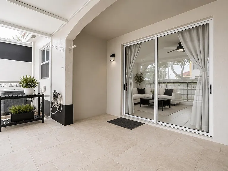 102 Riverwalk Cir #102 — Photo 13