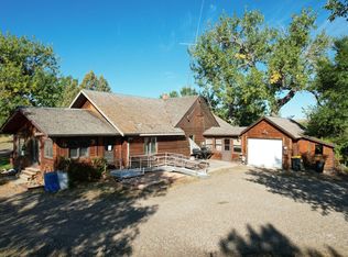 92 Dry Creek Rd, Glendive, MT 59330