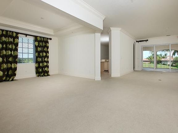 3rd image of 9297 Menaggio Ct
