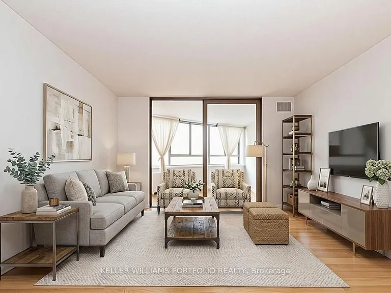 270 Queens Quay W #1107 — Photo 1