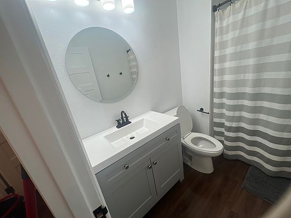 3rd image of 117 N Main Ave #10