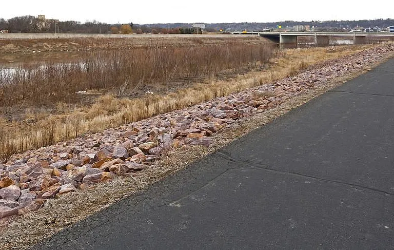 350 Trestle Trl — Photo 18