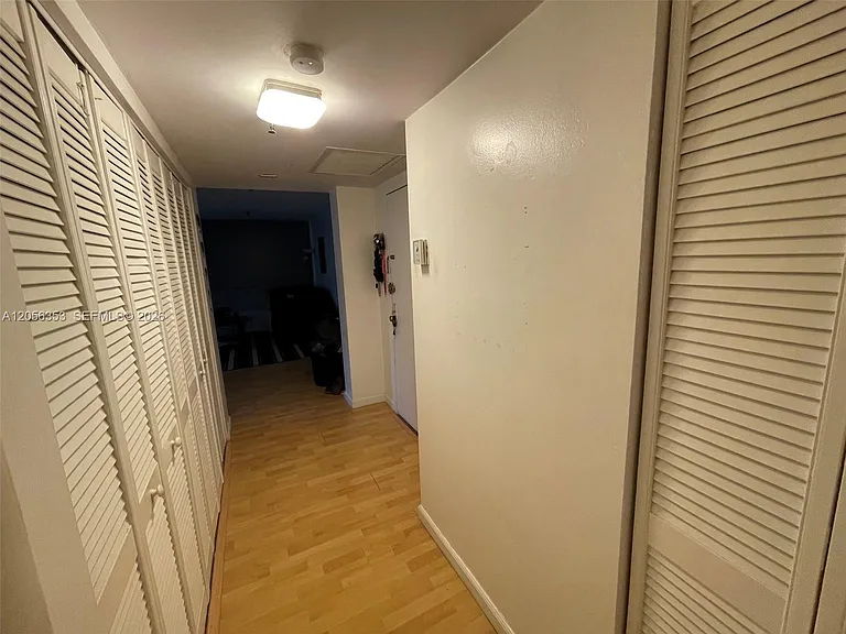 671 NE 195th St #207 — Photo 29