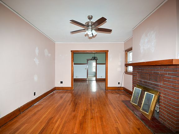 5th image of 308 Hoboken Rd Floor 2