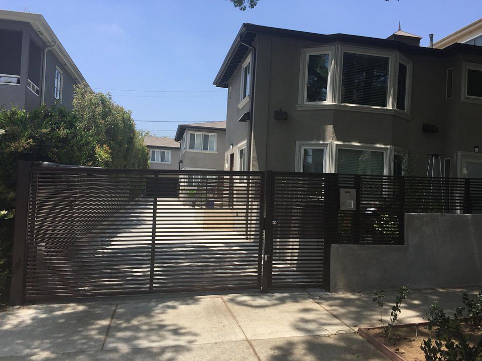 1st image of 1121 N Sweetzer Ave #8