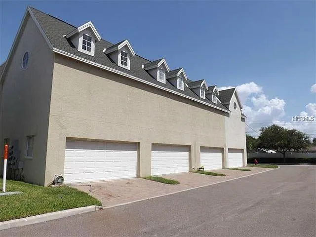 5506 Liberty Plain Cir — Photo 23