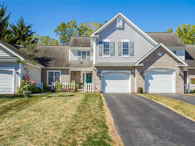 5 Foxe Cmns, Rochester, NY, 14624
