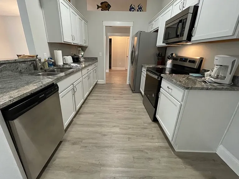 8548 Laredo St — Photo 21