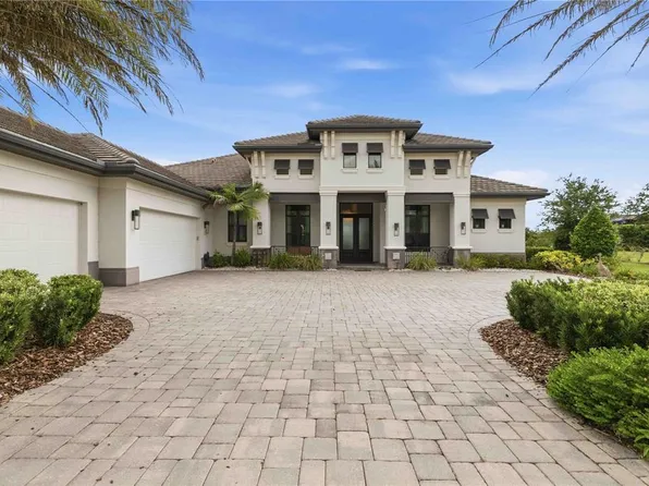 8452 Lindrick Ln, Bradenton, FL 34202